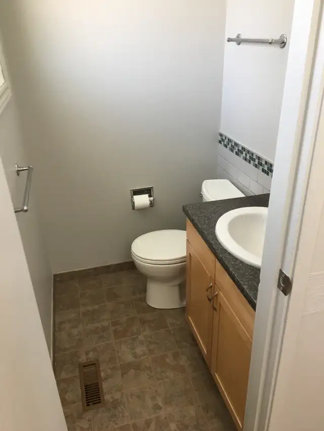 3 Bedroom House with 2 Car GARAGE for Rent Available June 15/26 - Photo 12