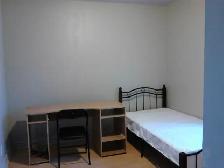 Non smoker boy student room beside metro angrignon available now