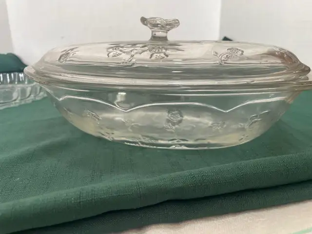 Vintage Anchor Hocking SAVANNAH Oven-proof Baking Dishes - Photo 2