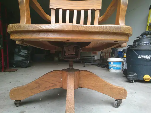 VINTAGE BANKERS CHAIR - SWIVEL AND RAISES AJUSTMENT ORIGINAL - Photo 2