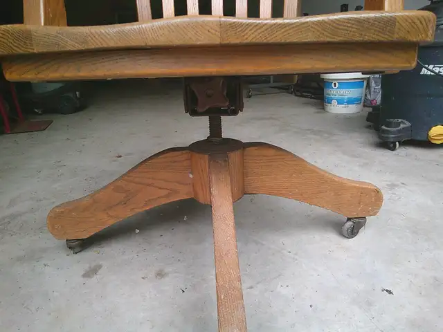 VINTAGE BANKERS CHAIR - SWIVEL AND RAISES AJUSTMENT ORIGINAL - Photo 6