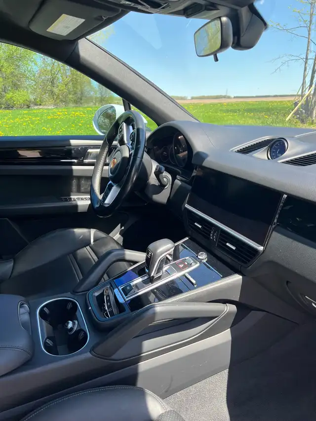 Porsche Cayenne Coupé 2021 - Photo 4