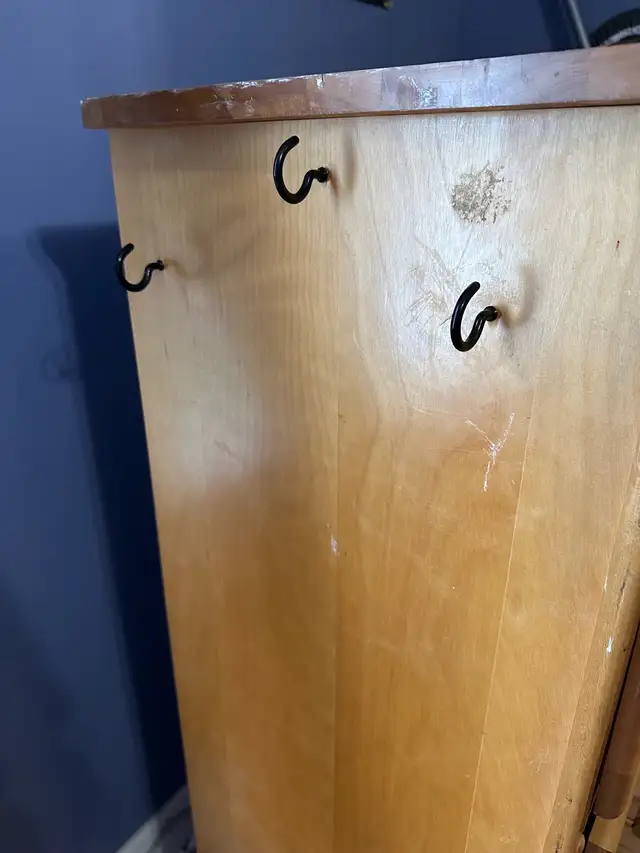 solid wood dresser - Photo 3