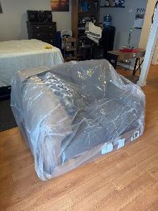 Furniture delivery driver and Helpers - Photo 3