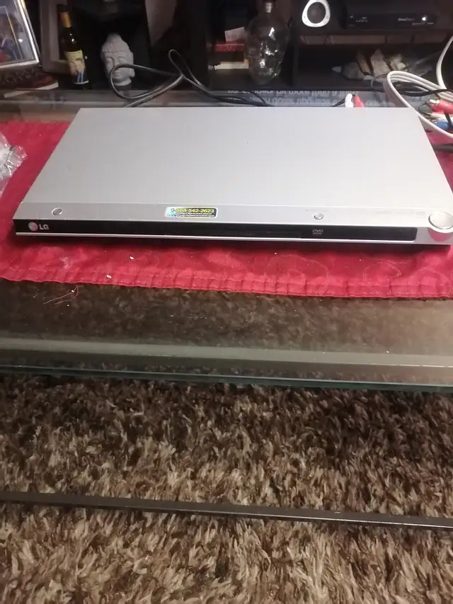 LG DVD player with remote
