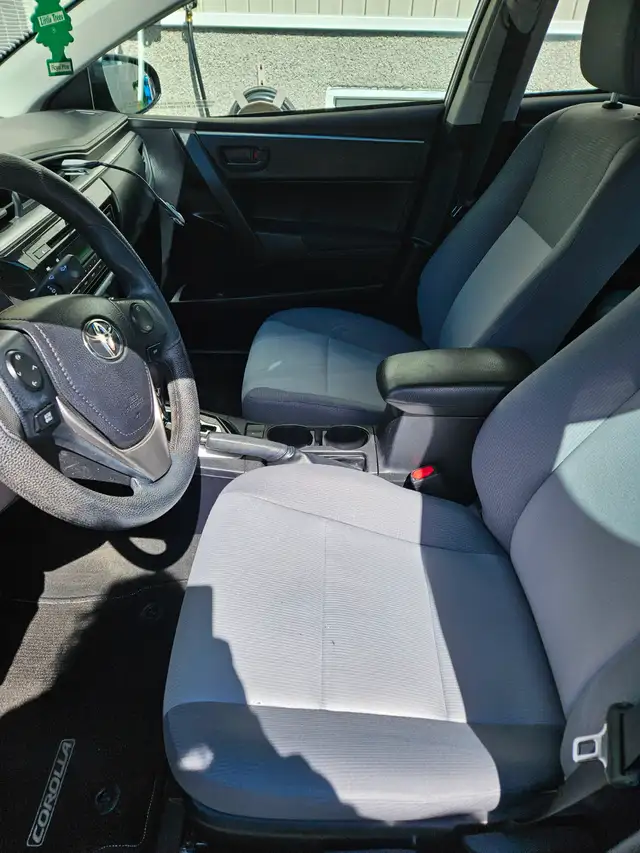 Toyota Corolla - Photo 6