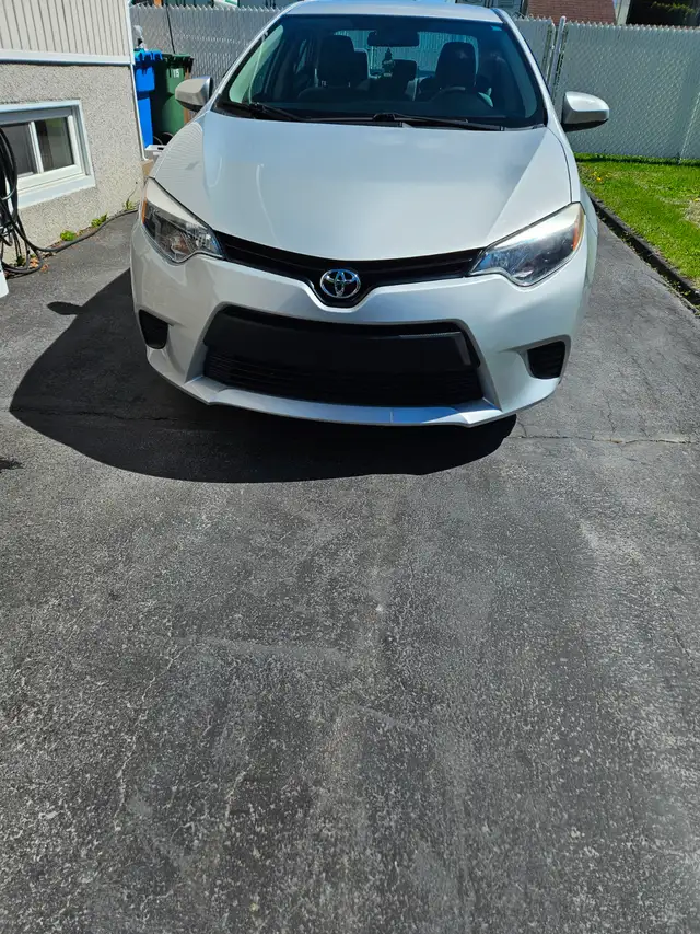 Toyota Corolla - Photo 9