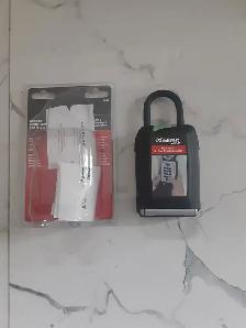 Master Lock Combination - 2 pieces