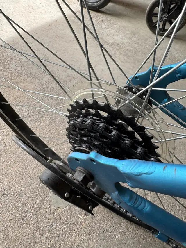 21 speed Bike - Photo 7