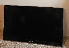 3 TVs for sale,  Two Samsung and one Toshiba working