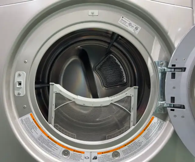 Reconditioned Champaigne LG Washer&Dryer Set (W7406/D7167) $925 - Photo 3