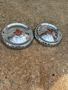 1960 Frontenac hub caps - Photo 4
