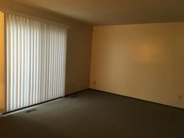 2-Bedroom Apartment For Rent In Coaldale - Photo 4