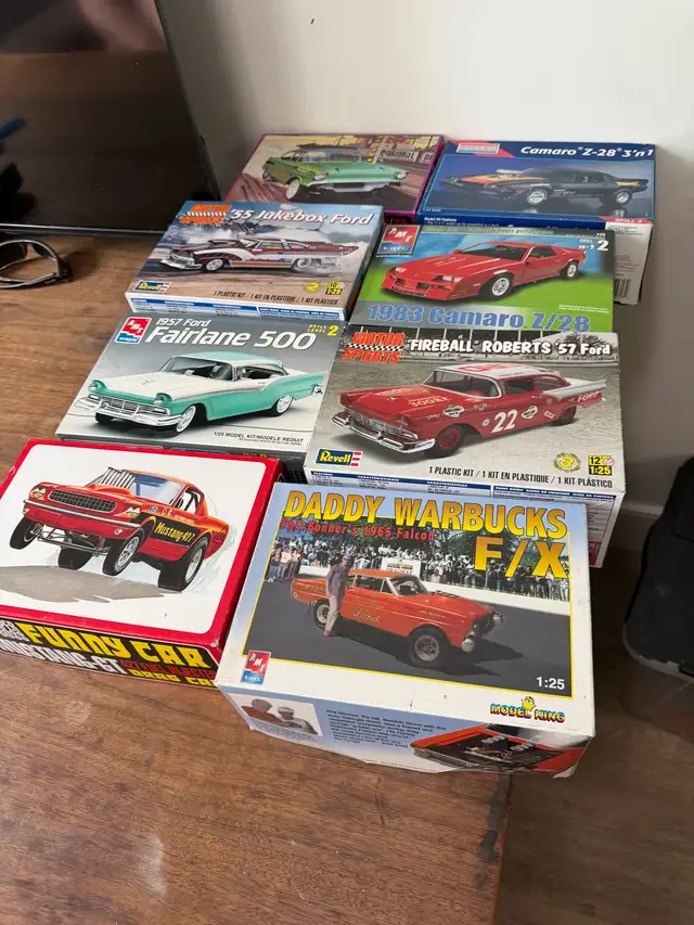 models and a diecast for sale asking $400 all painted - Photo 4