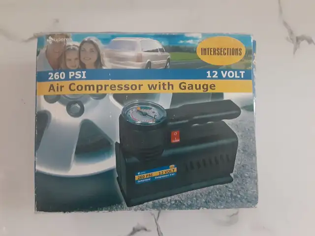 BRAND NEW (Never used) Air Compressor with Gauge - 260 PSI, 12 V