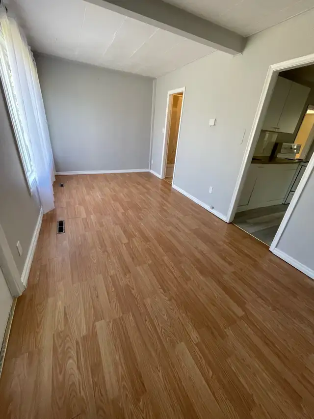 Charming bungalow for rent! - Photo 2