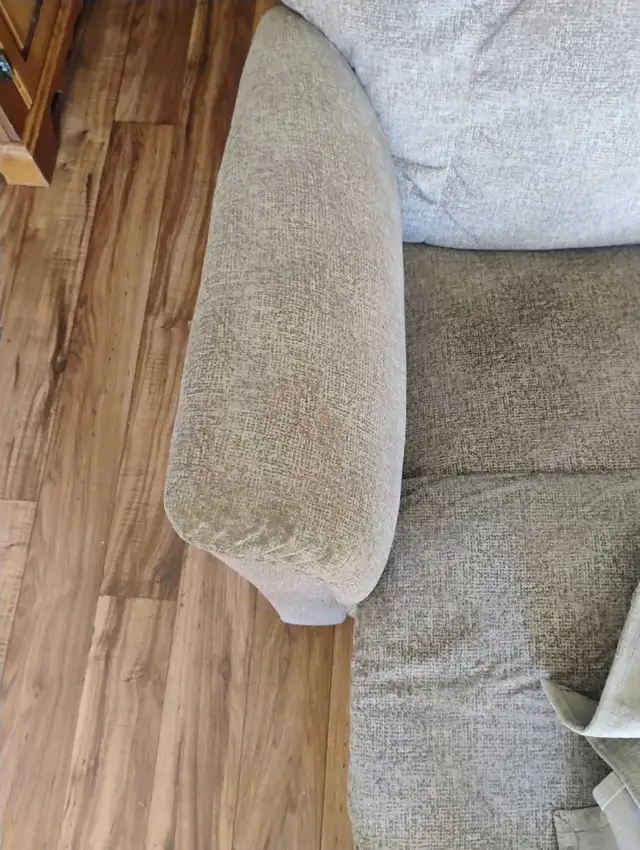 Recliner - Photo 6