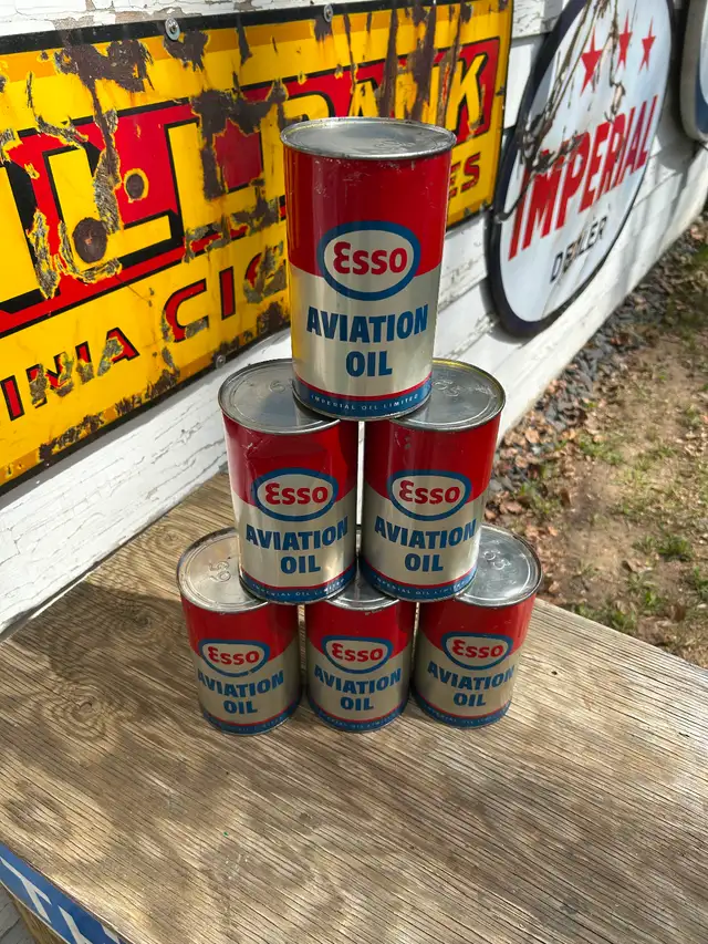 Esso aviation quart cans