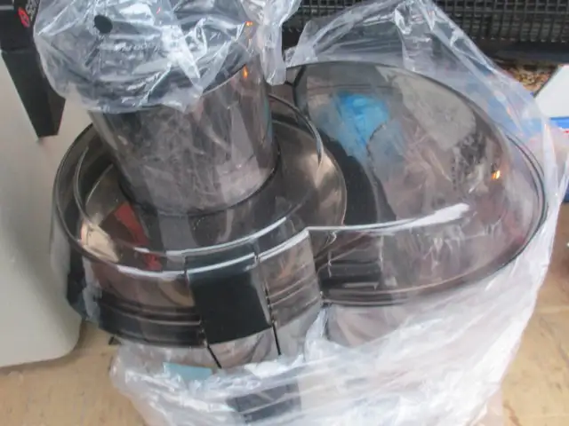 Hamilton beach juicer   brand new   wide mouth  800 watts - Photo 4