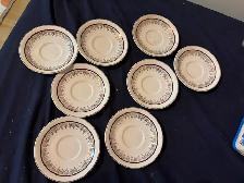 assiette en porcelaine