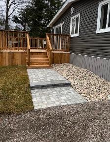 Clean, Updated House For Rent - Private and Comfortable - Photo 2