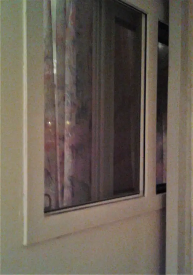 Tiny Furnished Room in a 3 bedroom Condo (5 x 7) - Photo 2