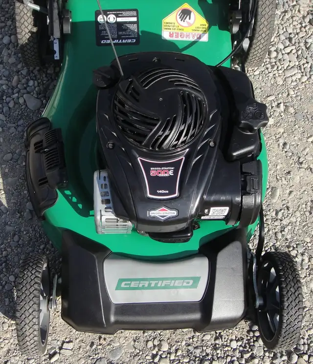 CERTIFIED REAR BAG GAS LAWNMOWER - Photo 4