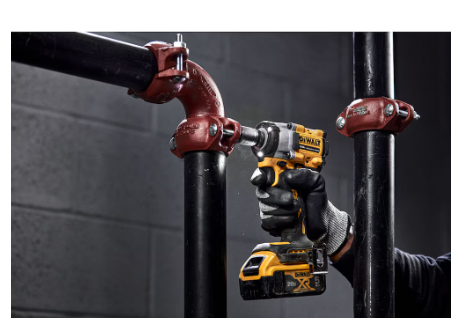 DEWALT 20V MAX ATOMIC Lithium-Ion Brushless Cordless 1/2' Imp - Photo 3