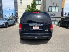 2012 Honda Pilot Touring - WELL MAINTAINED - NO LEAKS - NO CODES - Photo 2