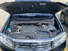 2012 Honda Pilot Touring - WELL MAINTAINED - NO LEAKS - NO CODES - Photo 4