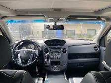 2012 Honda Pilot Touring - WELL MAINTAINED - NO LEAKS - NO CODES - Photo 6