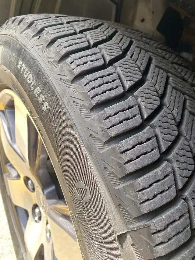 2012 Honda Pilot Touring - WELL MAINTAINED - NO LEAKS - NO CODES - Photo 7