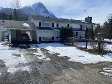 Beautiful Mountain Home - Photo 5