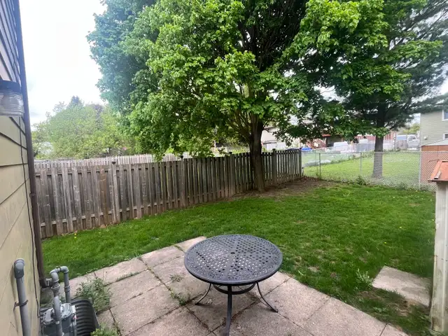 room for rent - Photo 8