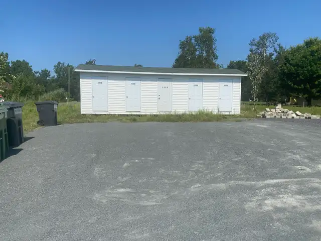 4 1/2 à louer à Wickham - Photo 2