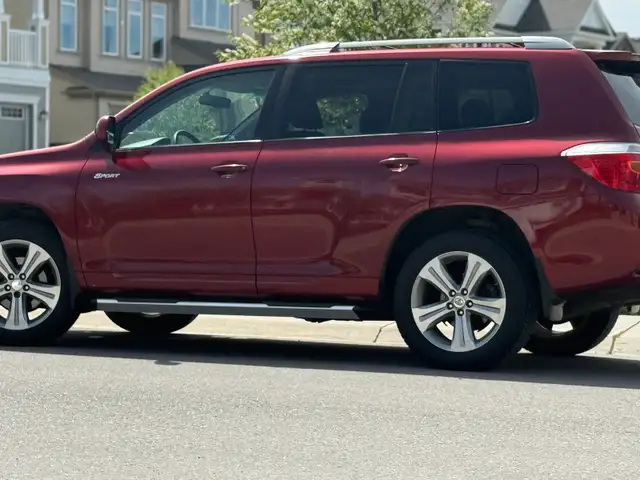 2008 Toyota Highlander Sport