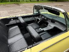 1961 Ford Thunderbird Convertible - Photo 5