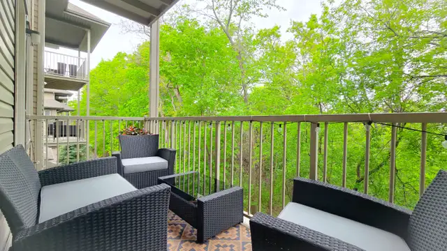 2 Bed / 2 Bath Condo – Barrhaven – July 1 – $2350 - Photo 9