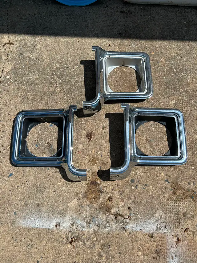 Square body Chevy headlight doors