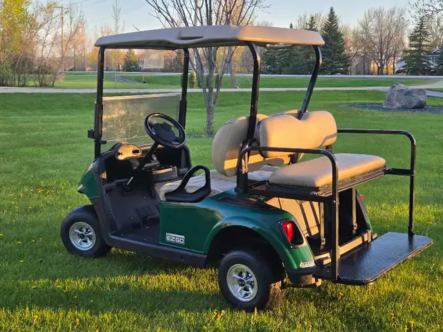 2017 Ezgo rxv with lithium battery golf cart - Photo 3
