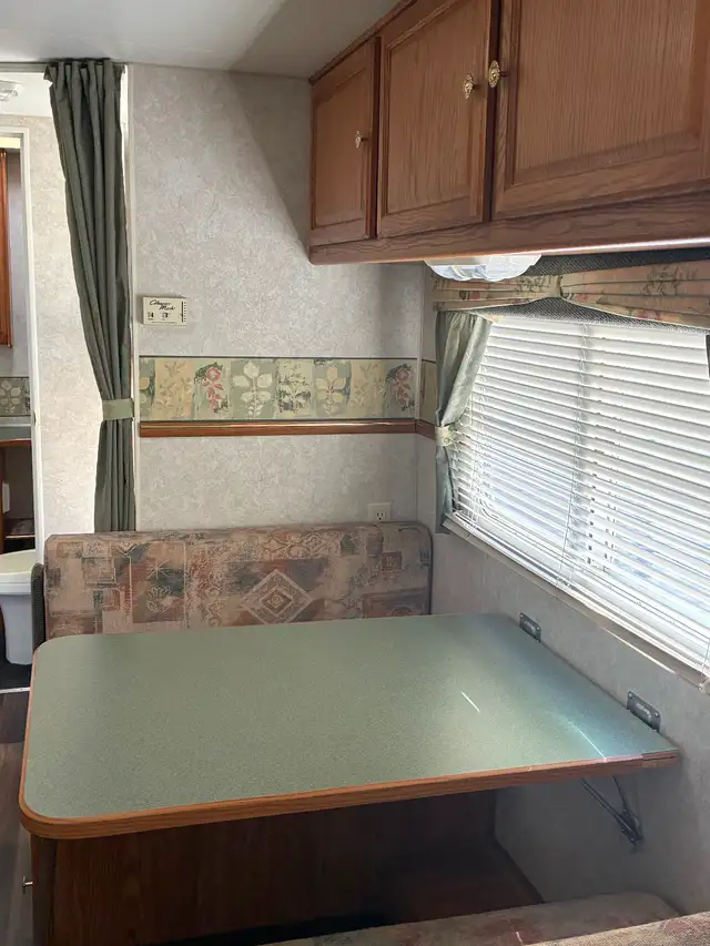 2002 29Ft. Prowler Camper - Photo 10