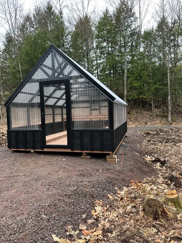 Greenhouse for sale! - Photo 2