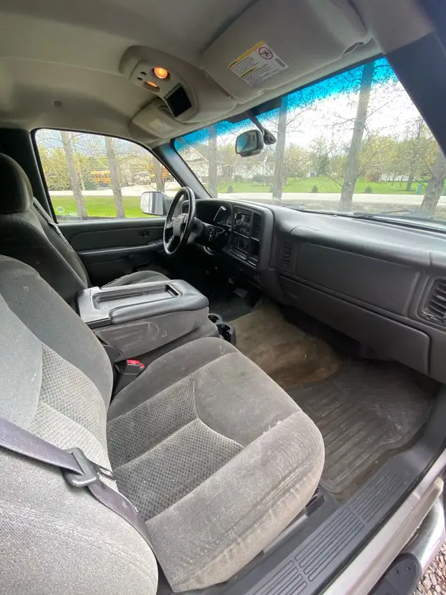 2004 chevy 2500 4x4 - Photo 9