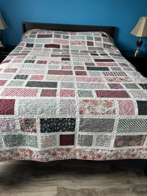 Queen Size Quilt - Brand New