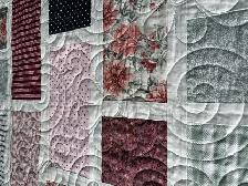 Queen Size Quilt - Brand New - Photo 2