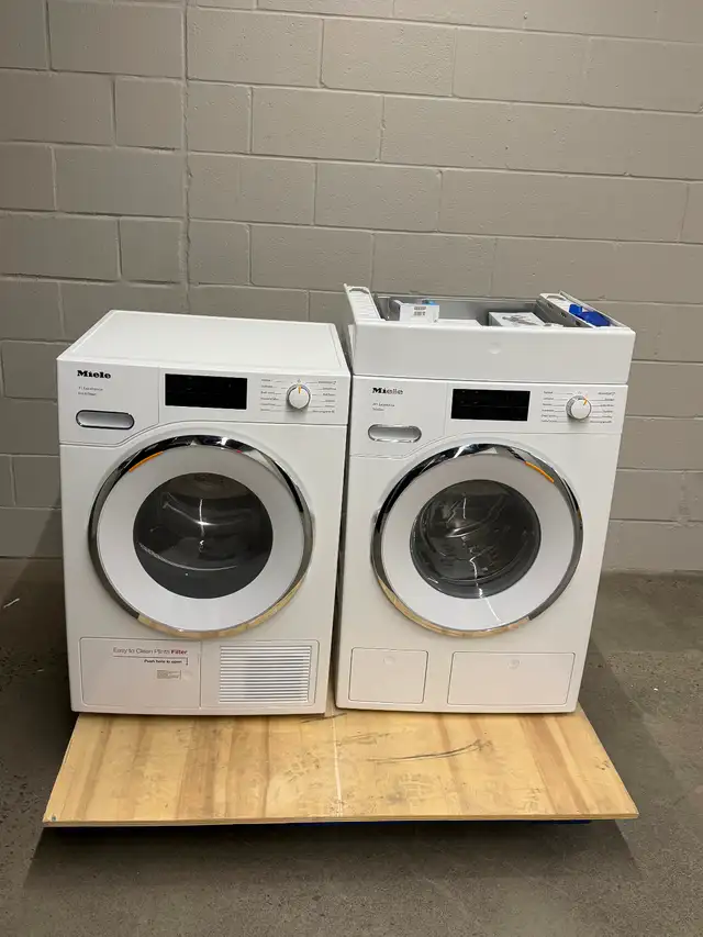 2024 Miele 24' Laveuse et sécheuse