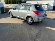 2012  NISSAN VERSA SL HATCHBACK - Photo 2