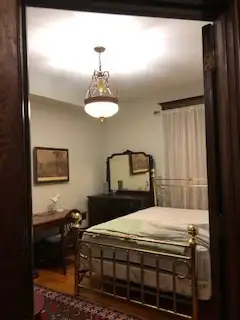 Downtown Furnished Two Bedroom (Heat&Water incl) - Photo 8