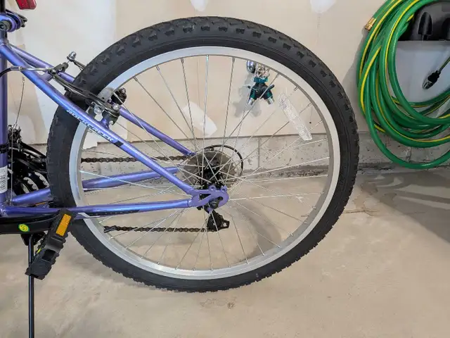 Huffy 24 inch Bicycle - Photo 5