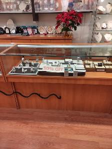 SHOWCASES, JEWELLERY SAFES & WALL CABINETS FOR SALE - Photo 2